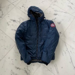 Canada Goose down puffer size small men’s, gorgeous!